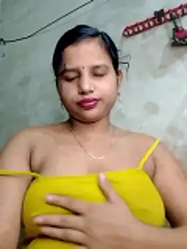 Snapshot of Nigar_Hatun chatting on 04.30.26 Nigar Hatun online show from 04.30.26