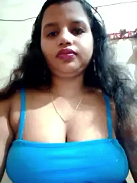 Snapshot of Nigar_Hatun chatting on 05.04.26 Nigar Hatun online show from 05.04.26