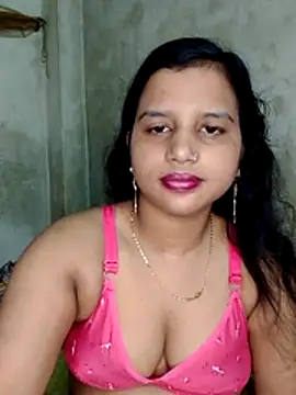 Snapshot of Nigar_Hatun chatting on 05.10.26 Nigar Hatun online show from 05.10.26