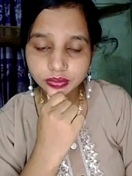 Snapshot of Nigar_Hatun chatting on 05.15.26 Nigar Hatun online show from 05.15.26