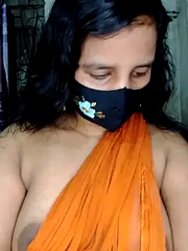 Snapshot of Nigar_Hatun chatting on 05.29.26 Nigar Hatun online show from 05.29.26