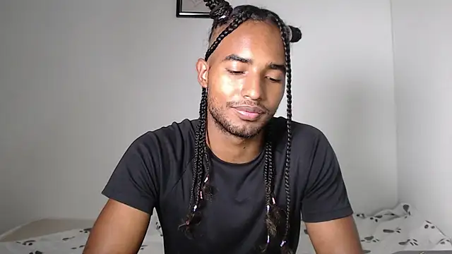 Snapshot of salvatore_amator chatting on 05.04.26 salvatore amator online show from 05.04.26
