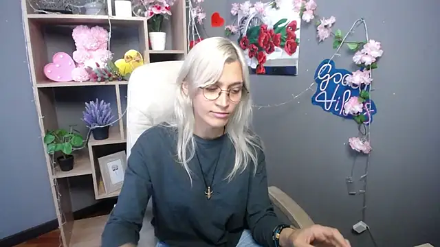 Snapshot of RubyDaviss chatting on 05.28.26 RubyDaviss online show from 05.28.26