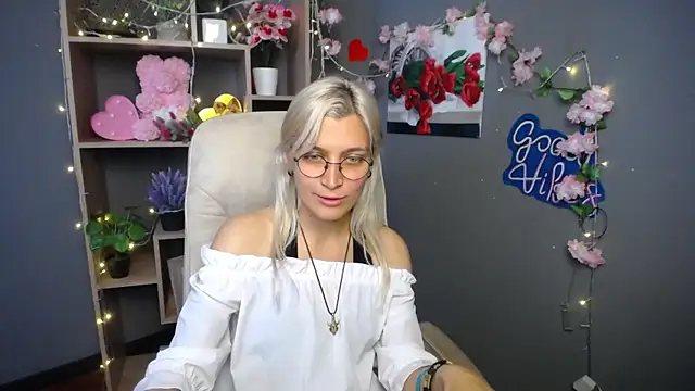 Snapshot of RubyDaviss chatting on 05.29.26 RubyDaviss online show from 05.29.26