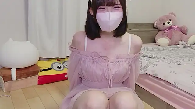 hiyo0001 online show from 05.20.26