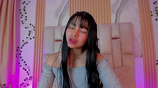 Snapshot of Zasha_nm chatting on 07.29.26 Zasha nm online show from 07.29.26