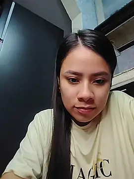 Snapshot of Nicol_Alvarez1 chatting on 05.26.26 Nicol Alvarez1 online show from 05.26.26