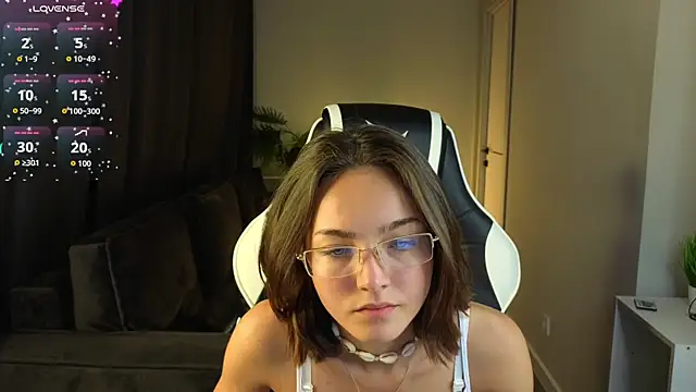 Leslie Scott online show from 07.05.26