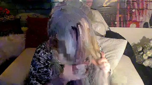 Divineblond online show from 03.13.25