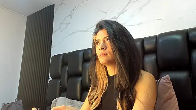 AshleyyHall online show from 05.26.26