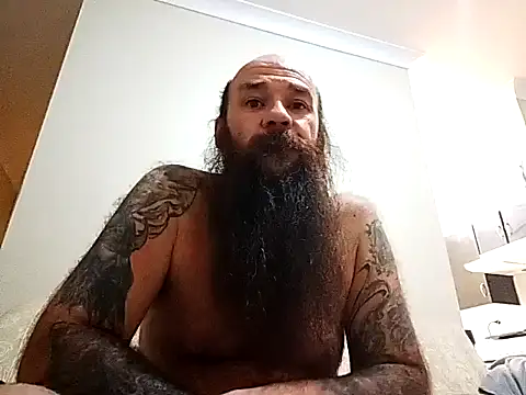 Snapshot of duzzarulz421 chatting on 05.18.26 duzzarulz421 online show from 05.18.26