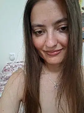 Snapshot of Alba2331 chatting on 06.27.26 Alba2331 online show from 06.27.26