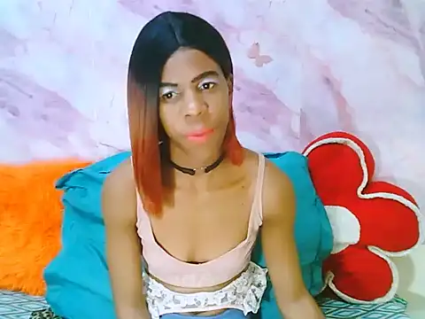 Snapshot of EbonySweetPeach chatting on 05.20.26 EbonySweetPeach online show from 05.20.26