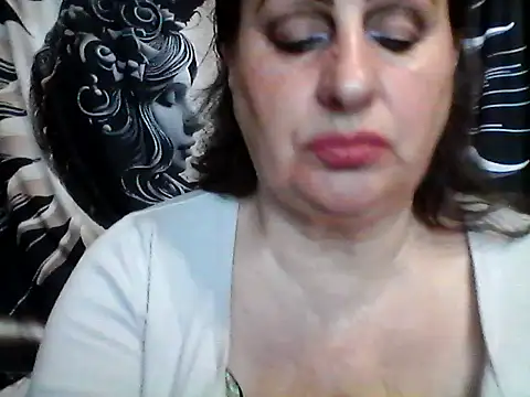 Snapshot of LoaqLovew chatting on 04.25.26 LoaqLovew online show from 04.25.26