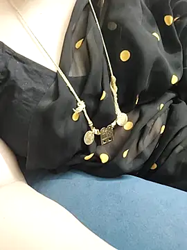 Call Honey online show from 06.11.26