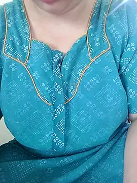 Call Honey online show from 06.24.26