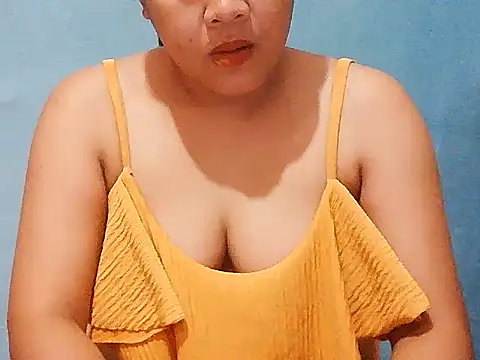 Snapshot of angel_l0ve chatting on 05.06.26 angel l0ve online show from 05.06.26