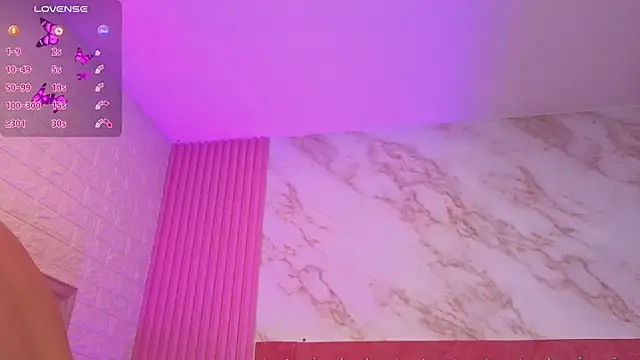 goldilockss15  online show from 04.26.26