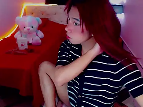 URsexyLylia online show from 05.08.26