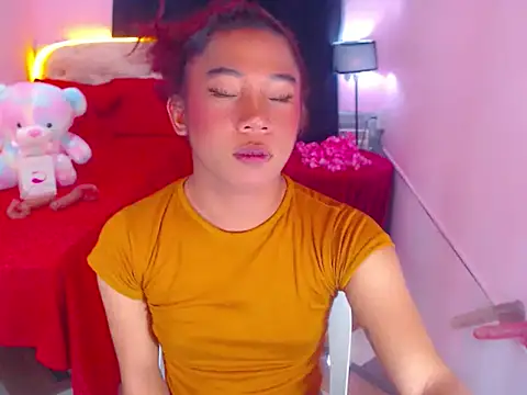 URsexyLylia online show from 05.11.26