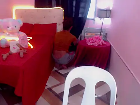 URsexyLylia online show from 05.12.26