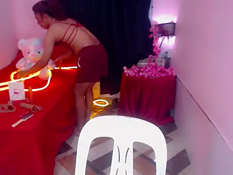 URsexyLylia online show from 05.17.26