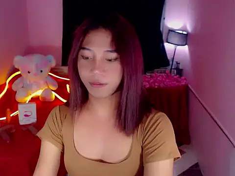 URsexyLylia online show from 05.21.26