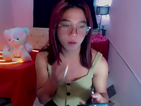 URsexyLylia online show from 05.26.26