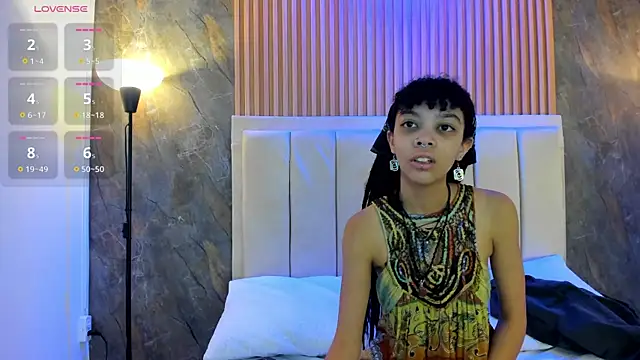Snapshot of alice_rossi4 chatting on 05.30.26 alice rossi4 online show from 05.30.26