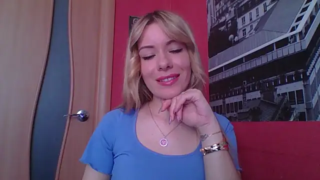 Softy Aura  online show from 05.07.26