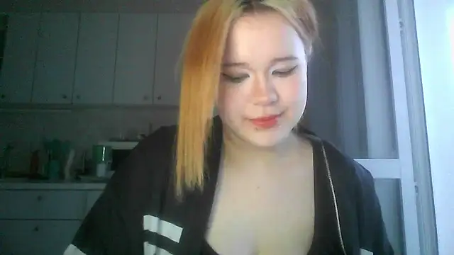 Amanda Mia  online show from 06.30.26