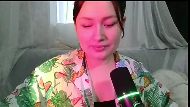 Tendre Amelia online show from 05.21.26