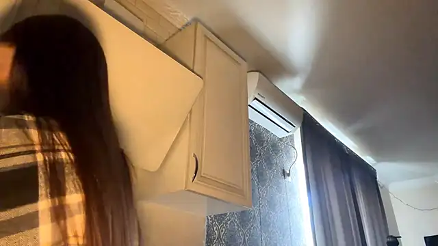 OliviaBuckaloo online show from 04.25.26