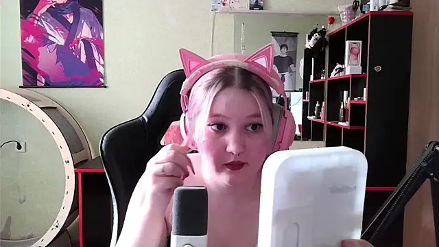 ZoyaMek online show from 04.25.26