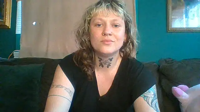 RosieSwitchBitch online show from 07.02.26