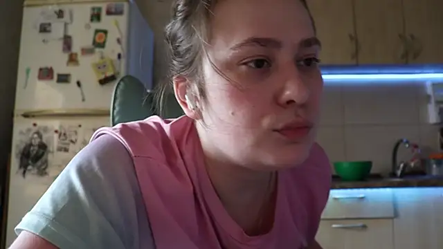 BettyRussian online show from 06.25.26