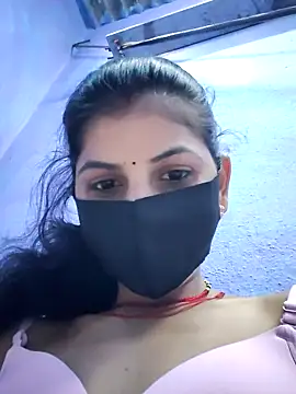 Snapshot of RUHI_1143 chatting on 05.03.26 RUHI 1143 online show from 05.03.26