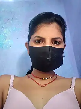 Snapshot of RUHI_1143 chatting on 05.23.26 RUHI 1143 online show from 05.23.26