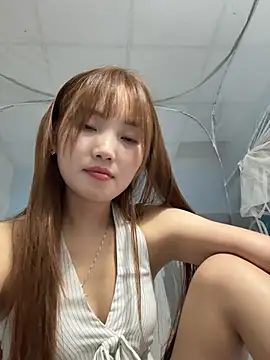 Snapshot of Miu-lete chatting on 07.29.26 Miu-lete online show from 07.29.26