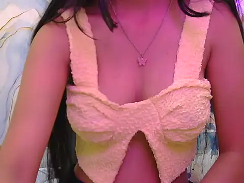 Snapshot of hot-saanvi chatting on 04.29.26 hot-saanvi online show from 04.29.26