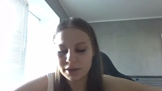Snapshot of _Linsyy_ee_ chatting on 05.08.26 Linsyy ee online show from 05.08.26