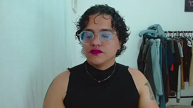 Snapshot of Diane_exotic chatting on 05.17.26 Diane exotic online show from 05.17.26