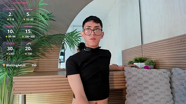 Iam Caami  online show from 04.30.26