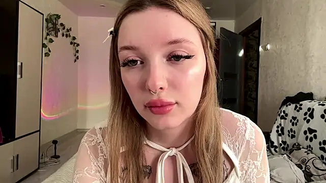 Snapshot of Elinthegreat chatting on 05.10.26 Elinthegreat online show from 05.10.26