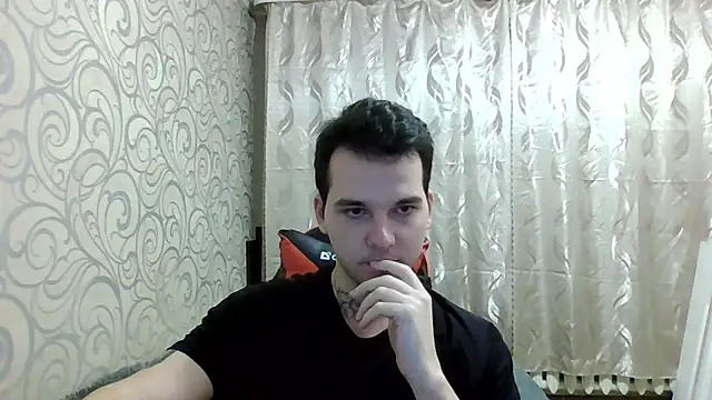 gwinbladee online show from 04.25.26