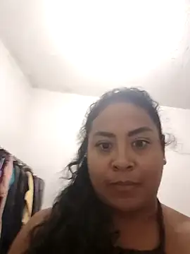Snapshot of DiosaJaguarMorena chatting on 04.30.26 DiosaJaguarMorena online show from 04.30.26