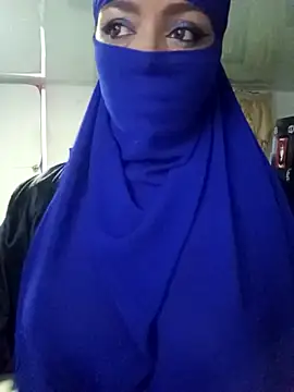 Snapshot of nadia__abaud chatting on 03.15.25 nadia abaud online show from 03.15.25