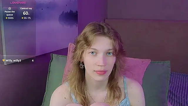 Snapshot of Emily_Cartex chatting on 06.16.26 Emily Cartex online show from 06.16.26