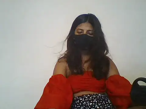 Snapshot of NAUGHTY-RASHI chatting on 05.25.26 NAUGHTY-RASHI online show from 05.25.26
