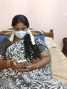 Snapshot of telugu_Geetha40 chatting on 05.26.26 telugu Geetha40 online show from 05.26.26